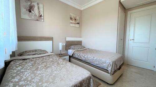 Apartamento Penthouse Casa Baja Las Palmeras - Roda Golf
