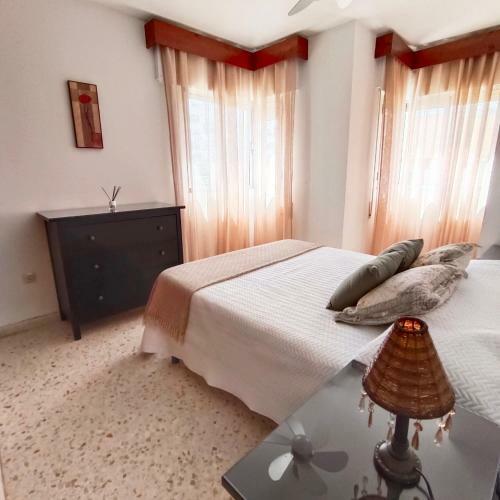 Apartamento Piso Entre La Playa Y El Centro, Con Aparcamiento