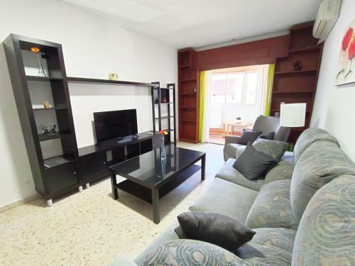 Apartamento Piso Entre La Playa Y El Centro, Con Aparcamiento