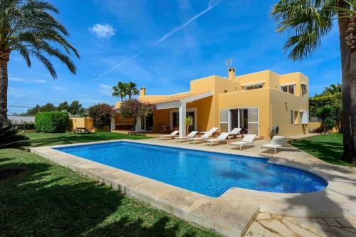 Villa Cali