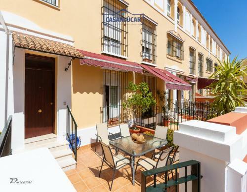 Beautiful 3 Story House In The Historic District