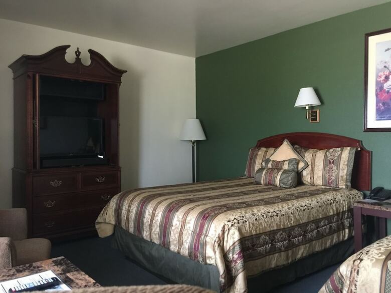 Motel Crest Country Inn