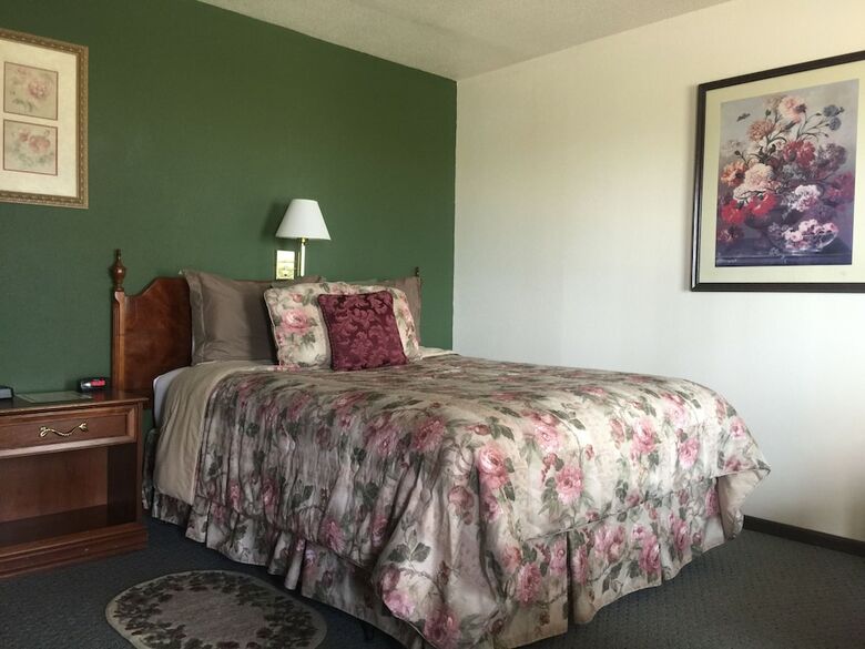 Motel Crest Country Inn
