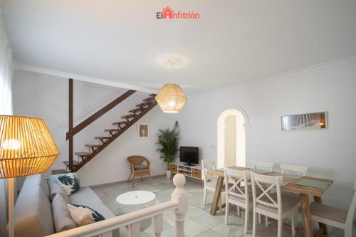 El Anfitri�n - Casa Salmedina
