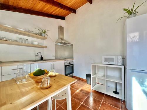 Teresitas Beach Escape Apartment