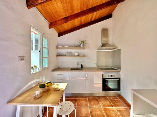Teresitas Beach Escape Apartment