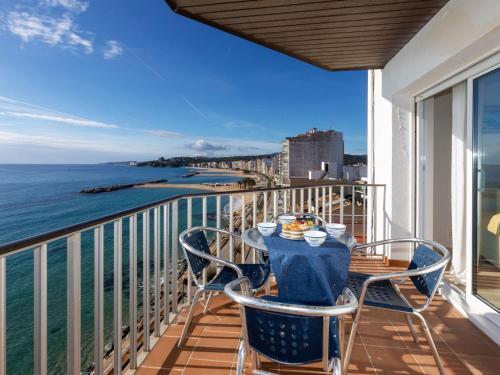 Apartment Calima By Interhome