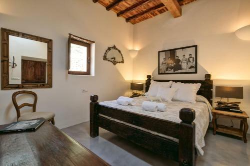 Villa Serras - San Antonio