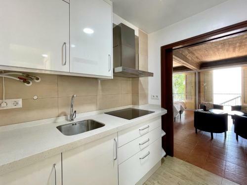 Majestic Villa In Salobre�a With Private Pool