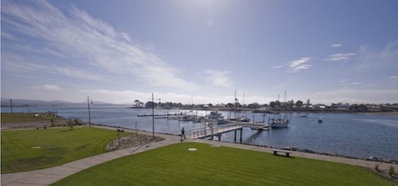 Hotel Peppers York Cove Tamar Valley