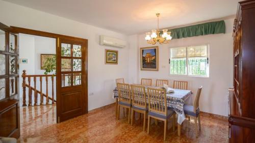 Villa Nena Salobre�a By Ruralidays