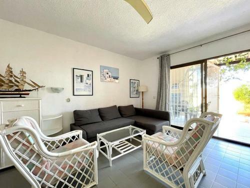 Inviting Holiday Home In Roquetas De Mar With Terrace