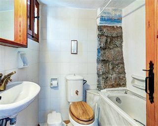 The Traditional Homes Of Crete