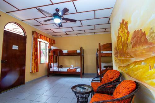 Hotel La Rosa De America