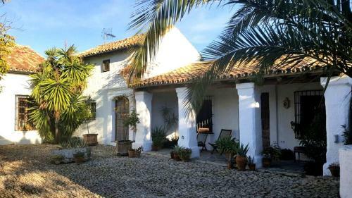 Villa Beautiful Cortijo With Pool Near Ronda