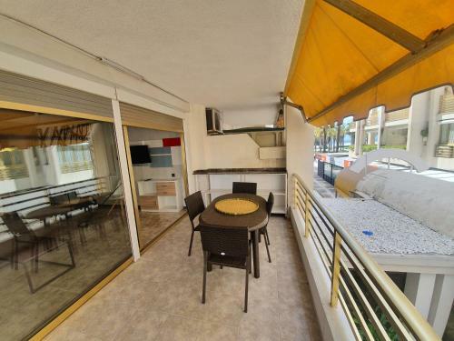 Apartamento Salou ,novelty, Primera L�nea Del Mar