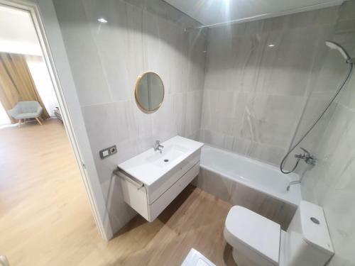 Salou ,apartamento Con Piscina Y Wifi