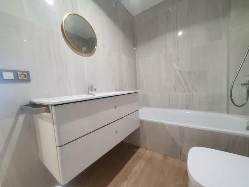Salou ,apartamento Con Piscina Y Wifi