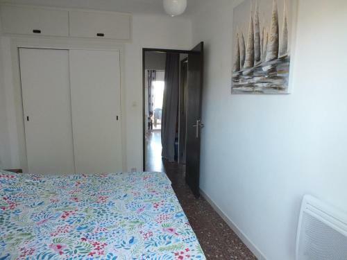 Apartamento Roses, 2 Dormitorios, 5 Personas - Es-204-22