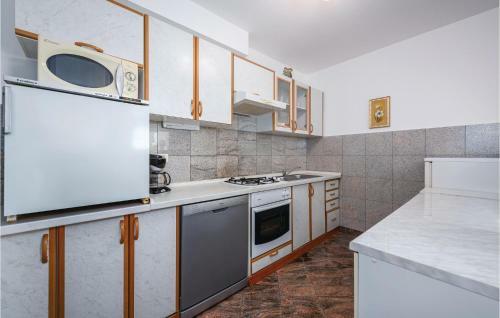 Apartment Martinski I