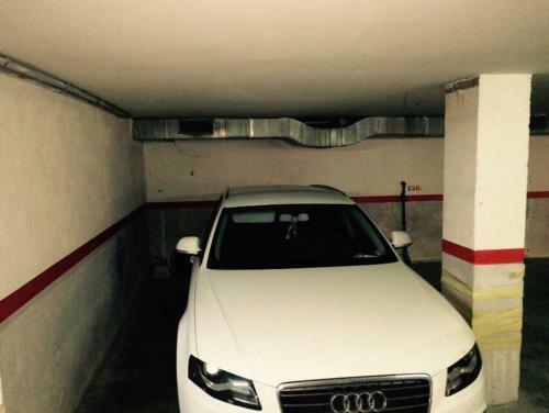 C�modo Apartamento - Cerca De La Playa - Parking