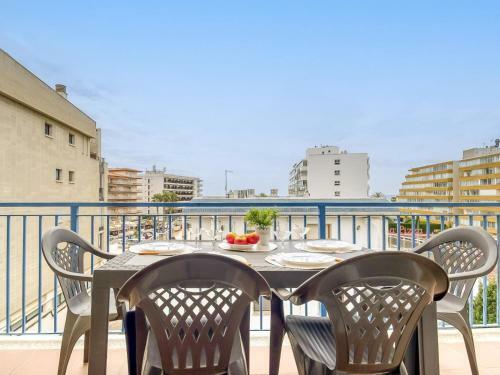 Apartment Roca Llarga By Interhome