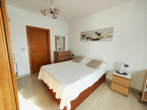 Apartamento Roses, 2 Dormitorios, 4 Personas - Es-258-128