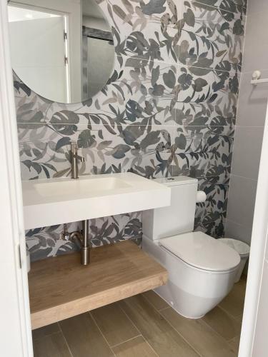 Veur�s El Mar - Madrague Beach Apartment 15