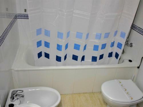 Apartamento Roses, 2 Dormitorios, 6 Personas - Es-258-66