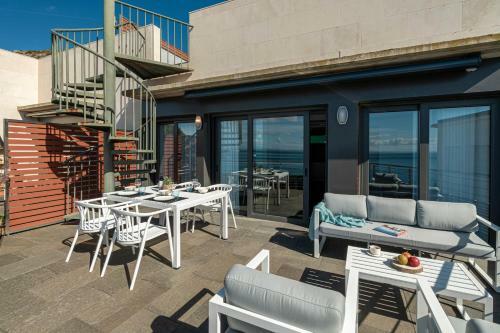 Apartamento �tico Primera L�nea Playa Canyelles