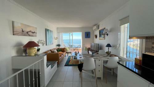 Preciosa Casa Con Vista Al Mar