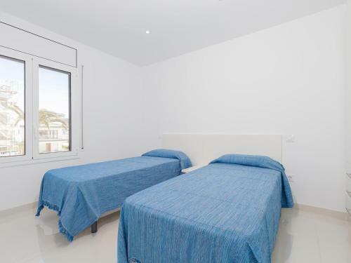 Apartamento Roses, 2 Dormitorios, 4 Personas - Es-228-117