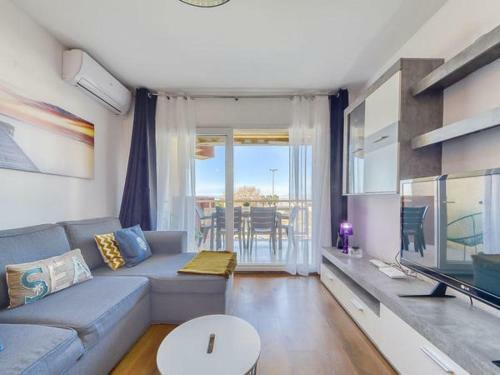 Apartamento Bahia Roses Centre