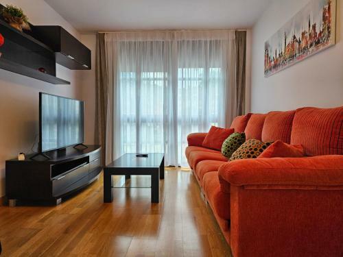 13b01 Apartamento Con Terraza Y Garaje