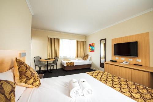Mahoneys Motor Inn