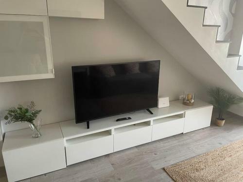 Apartamento Duplex Con Piscina Cerca Del Mar