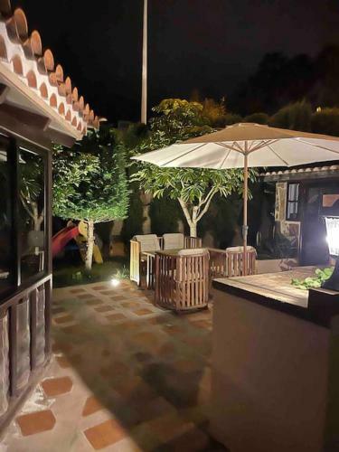Preciosa Casa Con Jard�n Privado