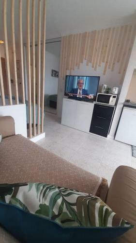 Apartamento Central Studio With Sea View Balcony!