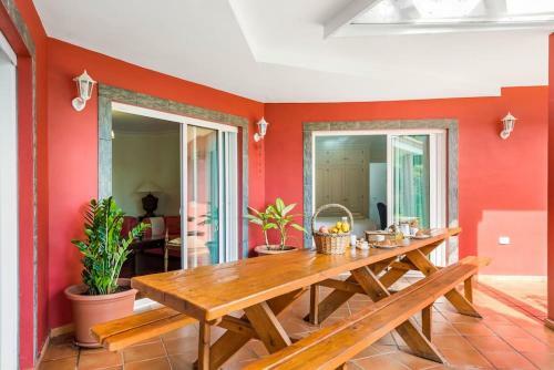 Villa Artigar, Garden, Swimming Pool And Bbq.