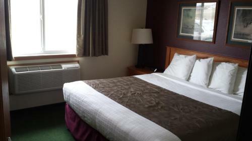 Hotel Americinn Of Madison