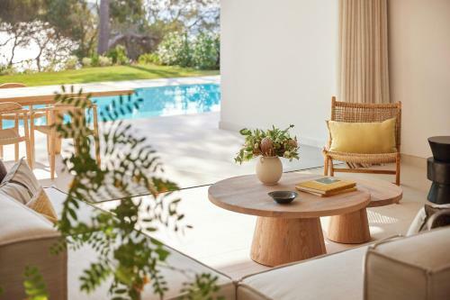 Hotel Ikos Porto Petro
