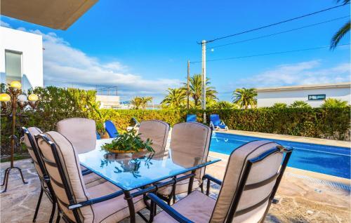 Nice Home In Portocolom With Outdoor Swimming Pool