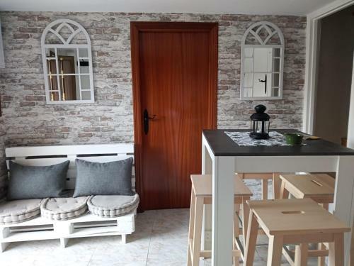 Casa: El Portal�n De Valdivia