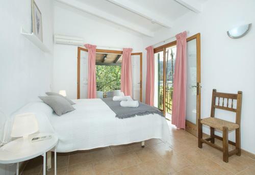 Owl Booking Villa Mairata - Great Garden And Pool