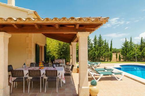 Villa Punta Colet