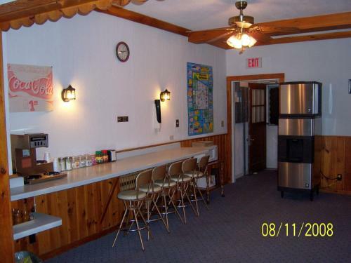Travelers Inn Motel