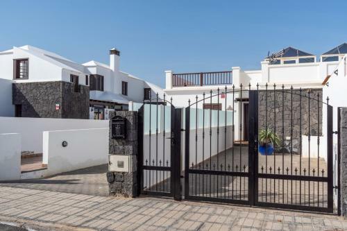 Villa Tropical By Villa Plus