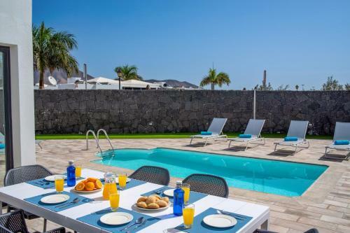 Villa La Nueva By Villa Plus