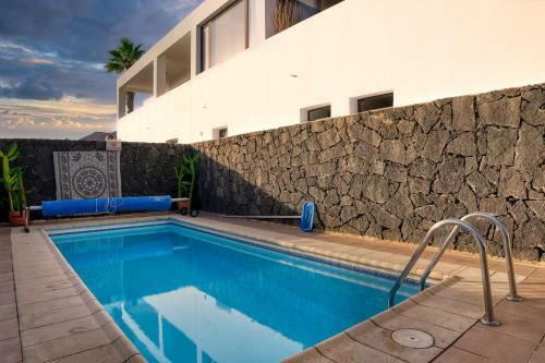 Casa Efesto-private Pool And Air-con