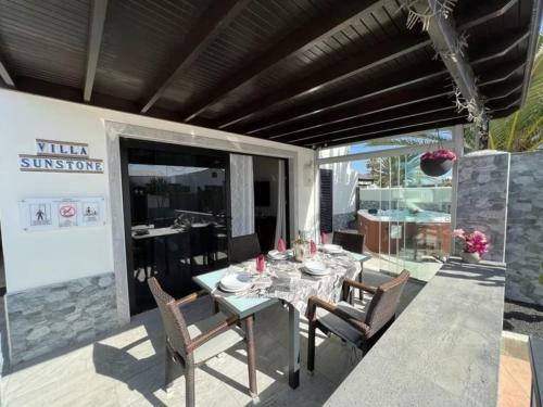 Villa Sunstone